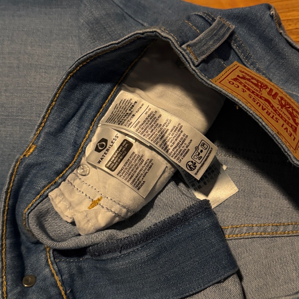 Women’s Levi's 726 High Rise Flare Light Blue Jeans - Picture 6 of 8